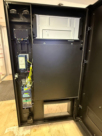 TCN Premium Verkaufsautomat | 49” Touchscreen | Snackautomat | Getränkeautomat | Nayax | Cloud | Altersprüfung